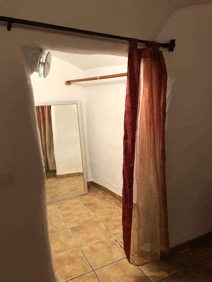 Alojamiento Rural, Cueva De La Abuela Cuevas del Campo Exteriör bild